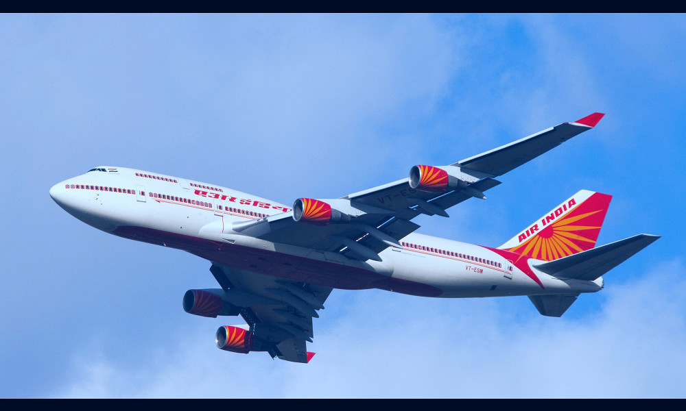Air India Sets Record-Breaking Flight With All-Female Crew (Again) | Condé  Nast Traveler