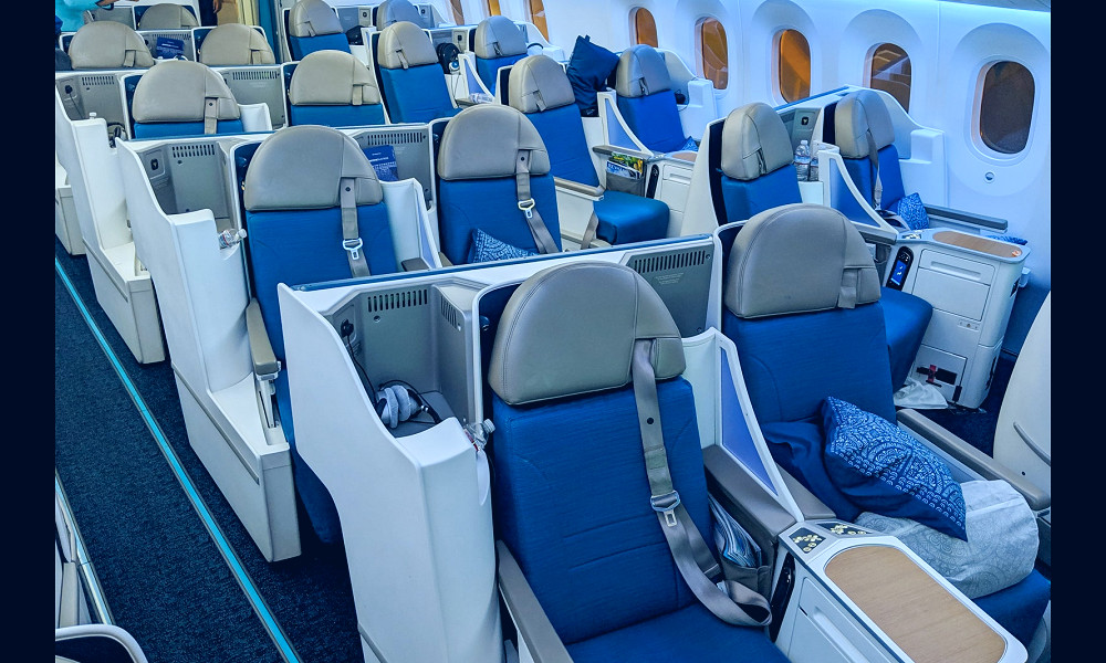 Air Tahiti Nui 787-9 Business Class — Los Angeles to Papeete - The Points  Guy