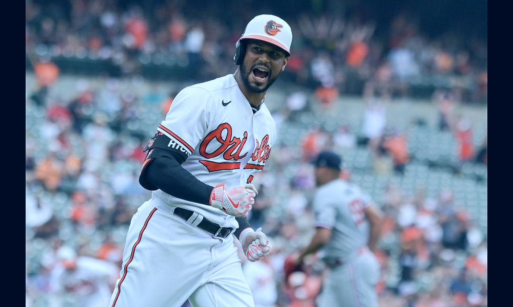 Orioles avoid sweep with dramatic eighth-inning rally to top Twins, 2-1 -  Camden Chat