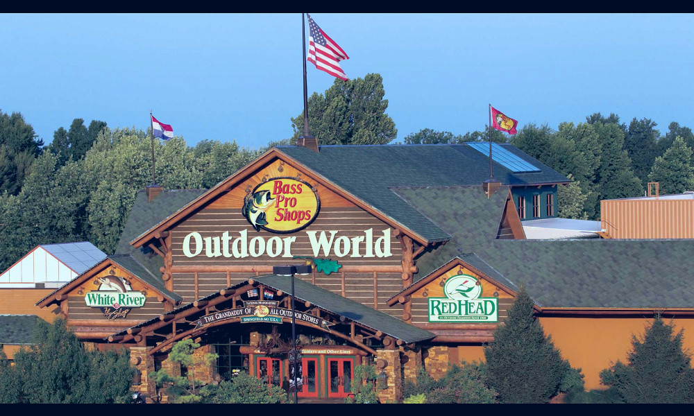 During COVID-19 Outbreak, Bass Pro Shops Manages Operations with Location  Data