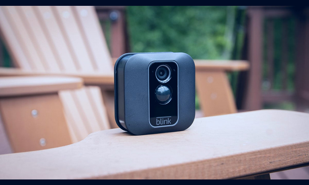 Amazon's Blink battery-powered security camera is still kicking 1 year  later - CNET