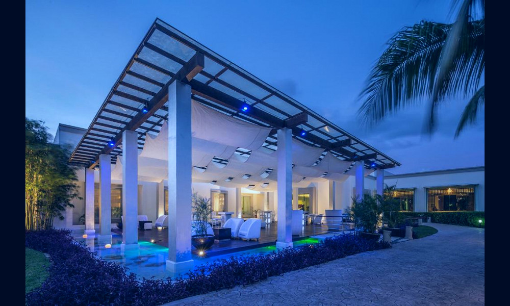 BlueBay Grand Esmeralda-All Inclusive, Playa del Carmen – Updated 2023  Prices
