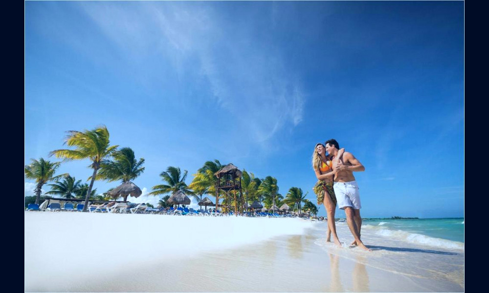 BlueBay Grand Esmeralda-All Inclusive, Playa del Carmen – Updated 2023  Prices