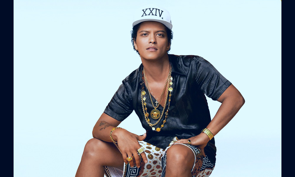 Bruno Mars on Working With 'Diva' Adele: 'She's Just a Superstar' –  Billboard