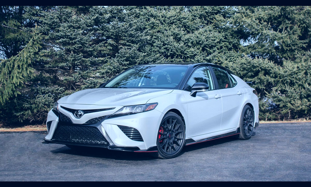 2021 Toyota Camry TRD review: Flash with some performance sizzle - CNET