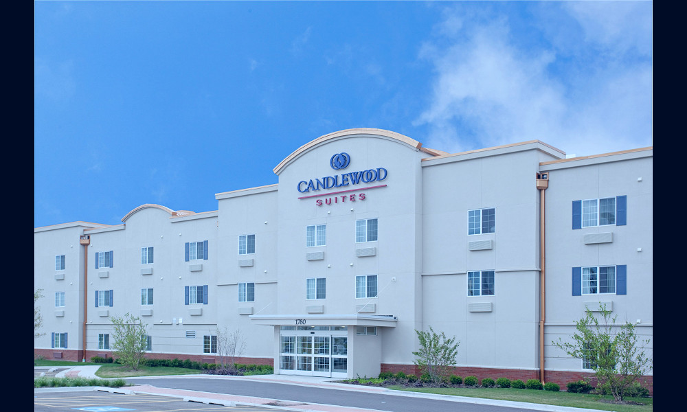 Elgin Hotels: Candlewood Suites Elgin NW-Chicago - Extended Stay Hotel in  Elgin, Illinois