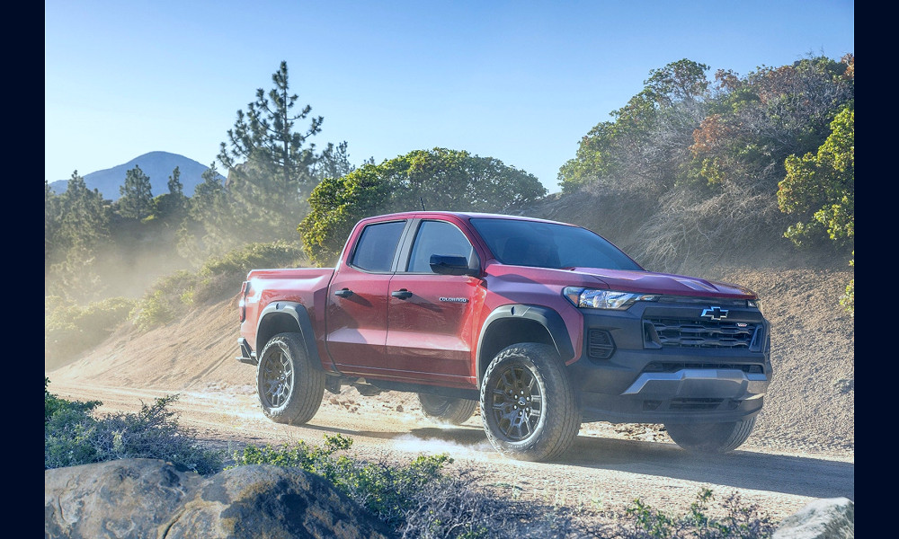 Driven: 2023 Chevrolet Colorado Has Better Tech and Stout Four-Cylinder  Power | Edmunds