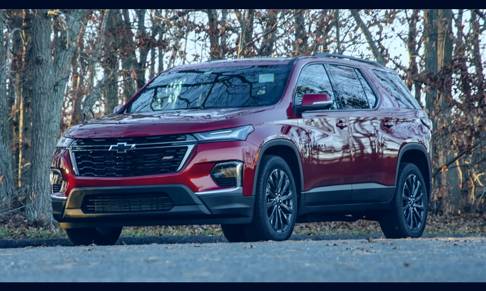 2023 Chevrolet Traverse RS Review: Makes Growing Up Easy | The Drive