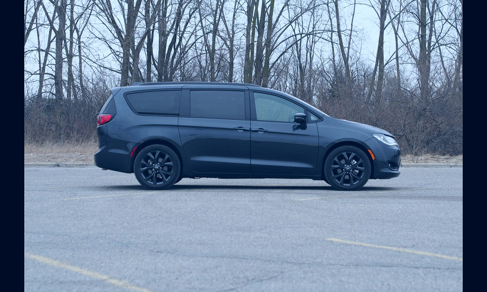 2020 Chrysler Pacifica review: Still a great option - CNET