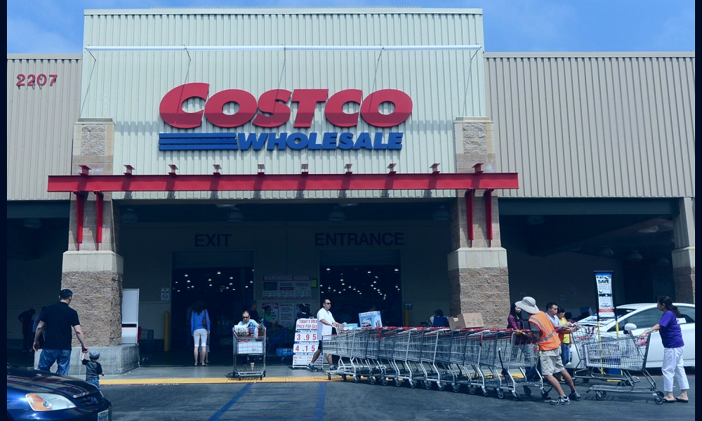 Eating at the Costco food court will now require a membership - Los Angeles  Times