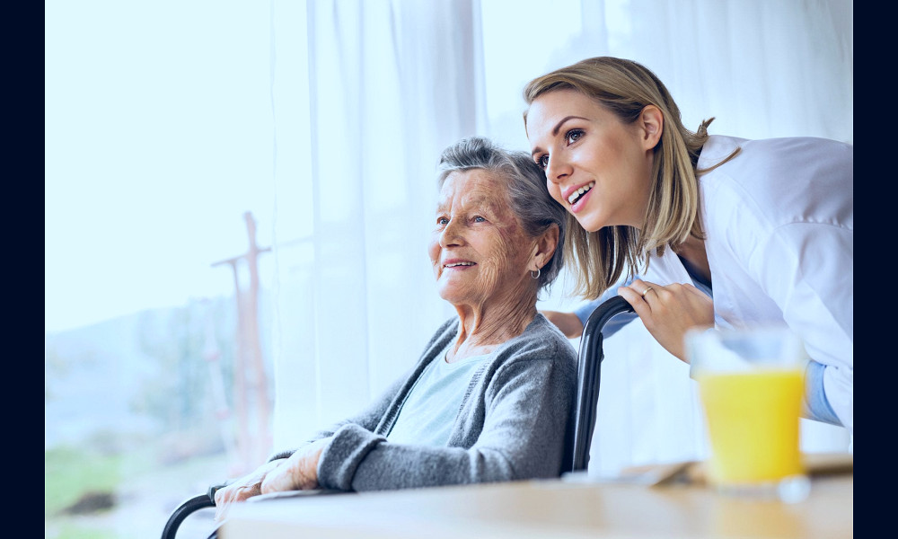 The Difference between Assisted Living Centers and Nursing Homes