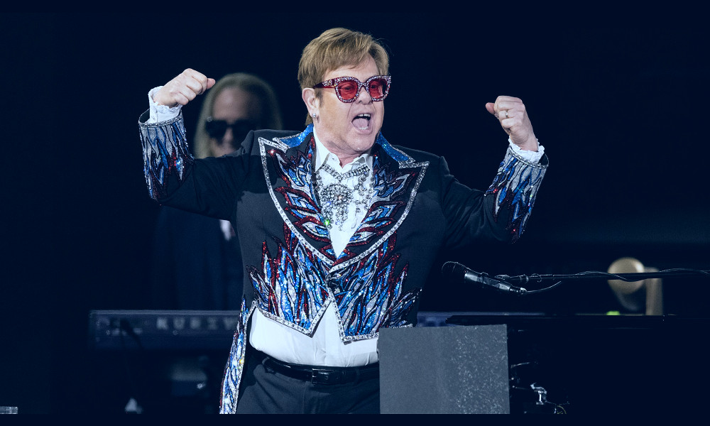 Elton John Starts His Triumphant Last Stand at Dodger Stadium: Review -  Variety
