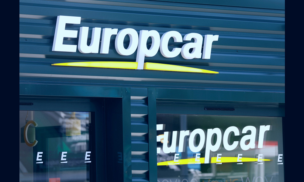 Volkswagen makes $3.4 billion Europcar bet on mobility services | Reuters