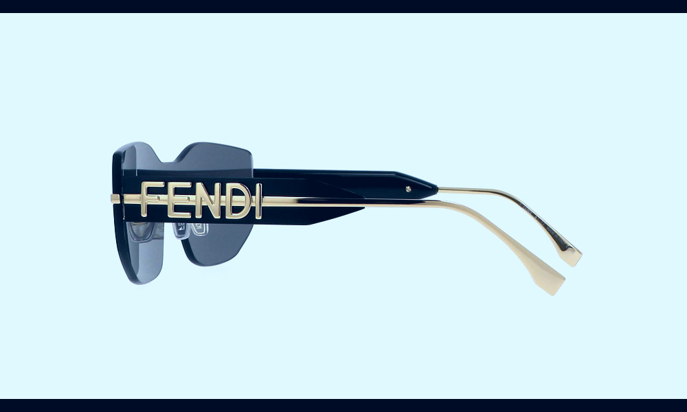 Sunglasses FENDI Fendigraphy FE40066U 30A Gold in stock | Price 300,00 € |  Visiofactory
