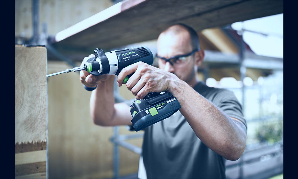 Cordless drills