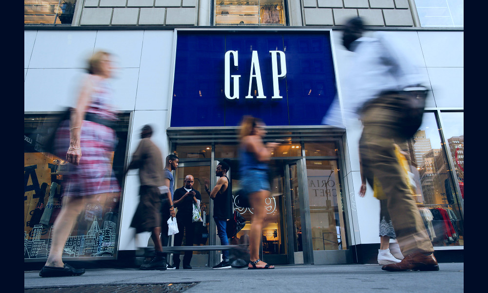 Gap slashes forecast as inflation rips demand, Old Navy stumbles | Reuters