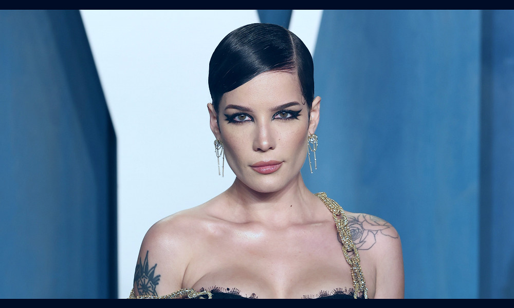 Halsey Says Label “Won't Let” Them Release New Song Without “Fake” Viral  TikTok Moment | Teen Vogue