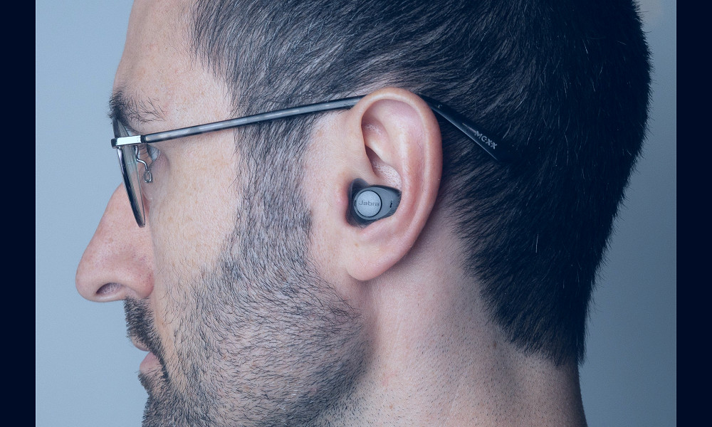 The 4 Best Over-the-Counter Hearing Aids of 2023 | Reviews by Wirecutter