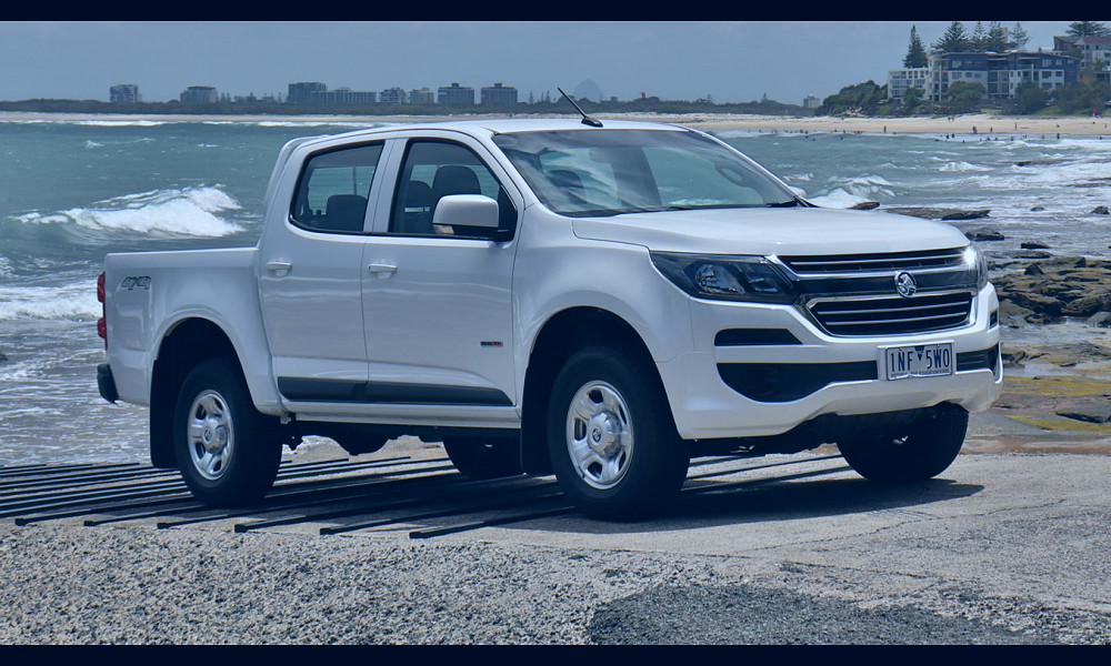 2018 Holden Colorado LS family car review – BabyDrive