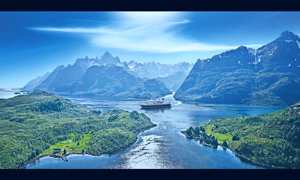 Hurtigruten Norway Cruises & Tours | 50 Degrees North