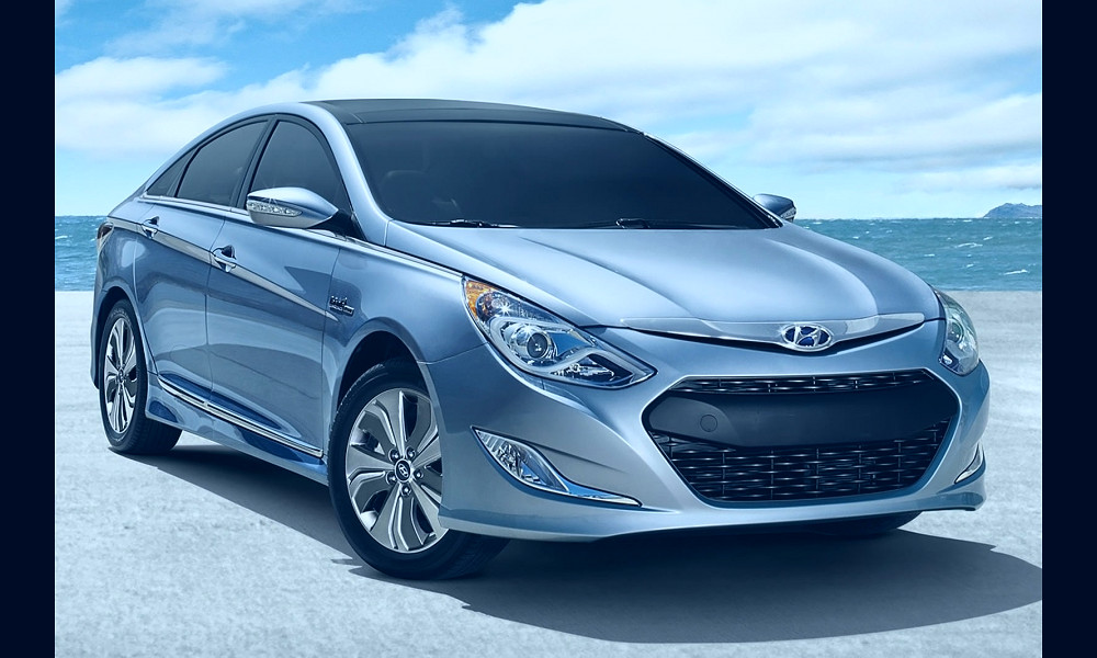 2013 Hyundai Sonata Hybrid Review & Ratings | Edmunds