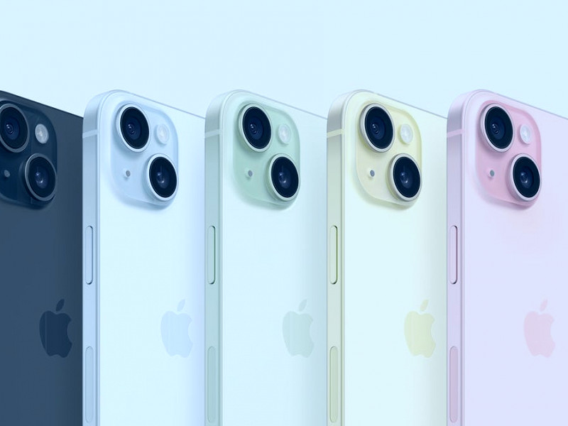 Go Inside the Apple iPhone 15 and iPhone 15 Pro: See How the New iPhones  Look and Work - CNET