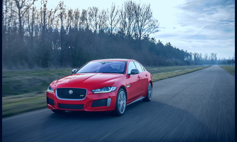 2020 Jaguar XE Review, Pricing, and Specs