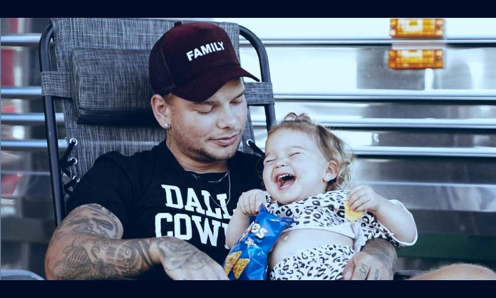 WATCH: Kane Brown Promises To Be The Best Dad For Daughter Kingsley In  Heartfelt Tribute On Tour - Music Mayhem Magazine