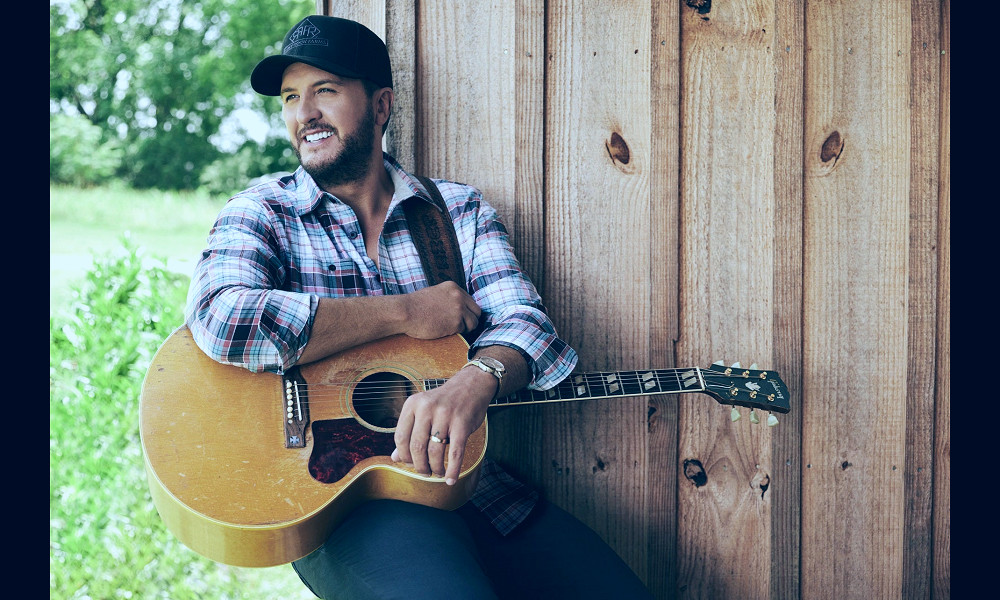 Country superstar Luke Bryan bringing Country on Tour 2023 to Hub City