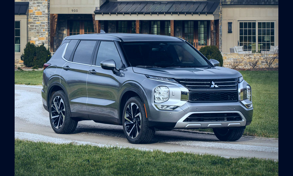 2023 Mitsubishi Outlander Prices, Reviews, and Pictures | Edmunds