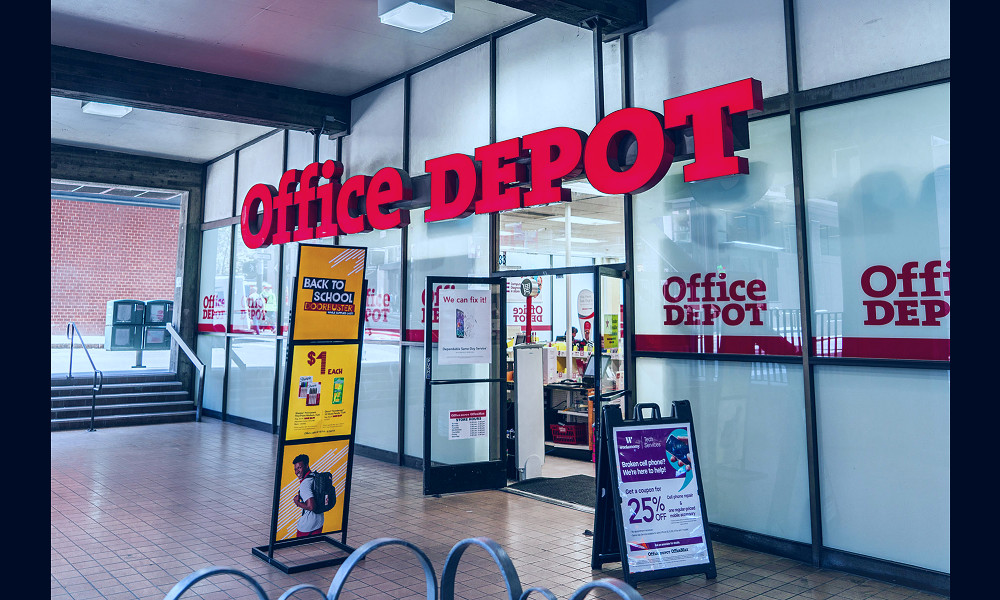 Office Depot and OfficeMax Are Giving a 3-Day Veterans Day 2022 Military  Discount | Military.com