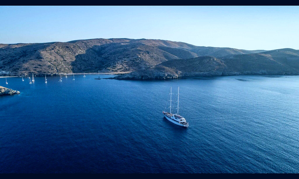 Intrepid Travel-Peregrine Adventures-Adventure_Cruising_Greece_Panorama-II_Kithnos-Kolona_beach1  – Club Adventures by AAA