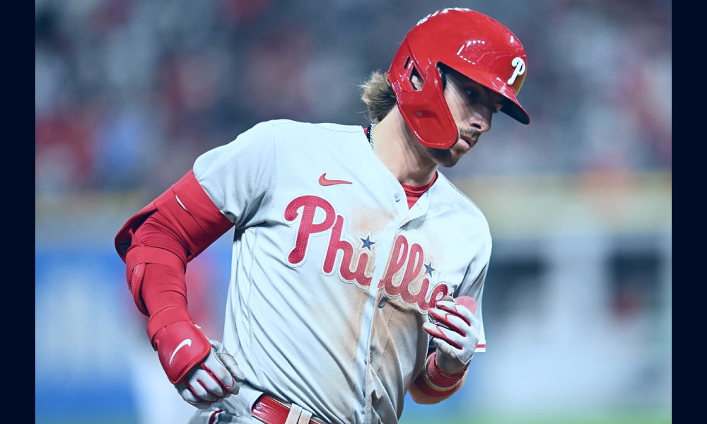 Philadelphia Phillies Infielder Does Something We Haven't Seen in Baseball  in 30 Years - Fastball
