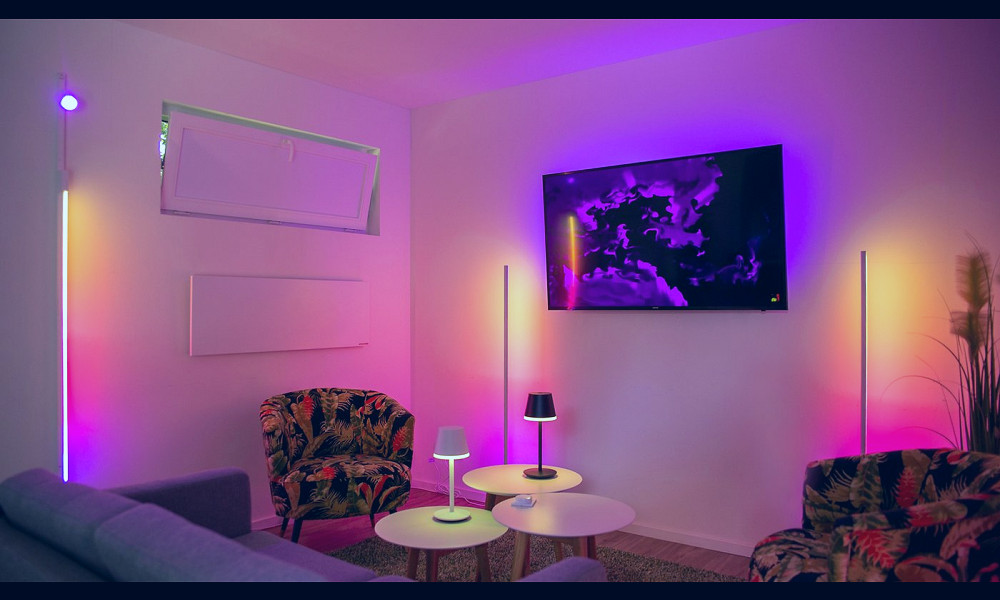 Philips Hue Perifo & Go hands-on: smart light for indoor and outdoor use |  nextpit