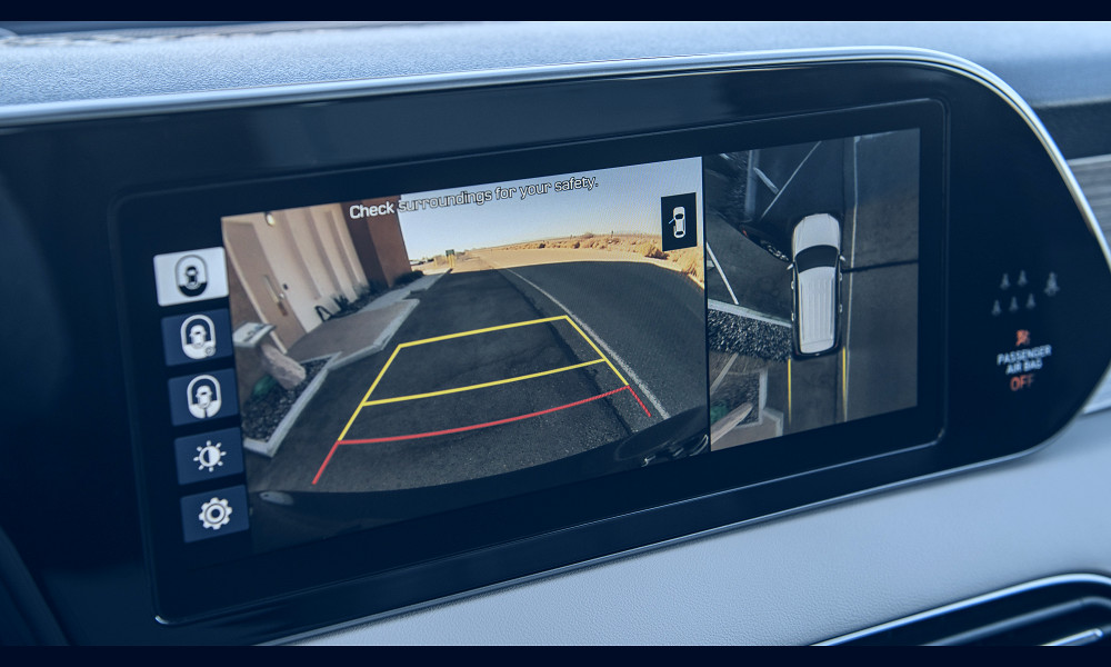 Which Cars Have Backup Cameras? - CARFAX