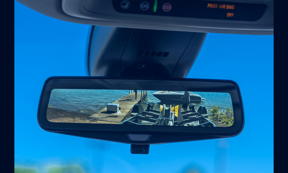 General Motors Rear Camera Mirror | GM Authority