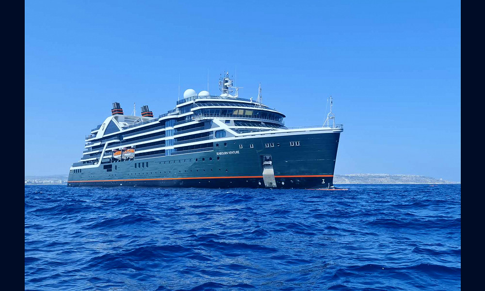This New Luxury Expedition Ship Has 2 Submarines, a World-class Crew, and  an Amazing Spa