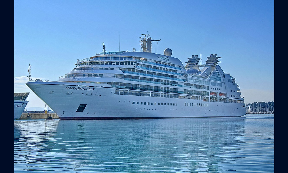 MV Seabourn Odyssey - Wikipedia