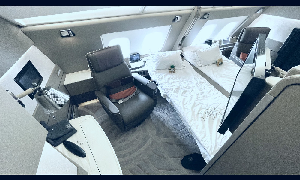 Singapore Airlines A830 returns to the US: Get a look at the Suites | CNN  Underscored