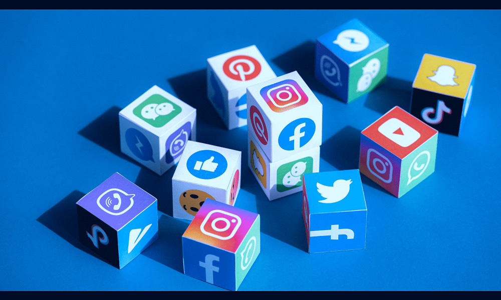 How To Implement Social Media Integration in 2021? - Socinator
