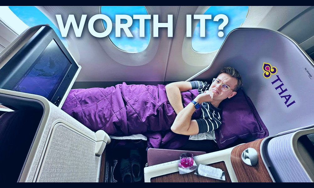 The State of Thai Airways Business Class (cost-cutting?) - YouTube