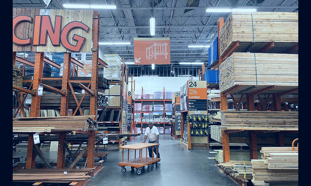 Home Depot customers are spending more, but that's mainly due to inflation  | CNN Business