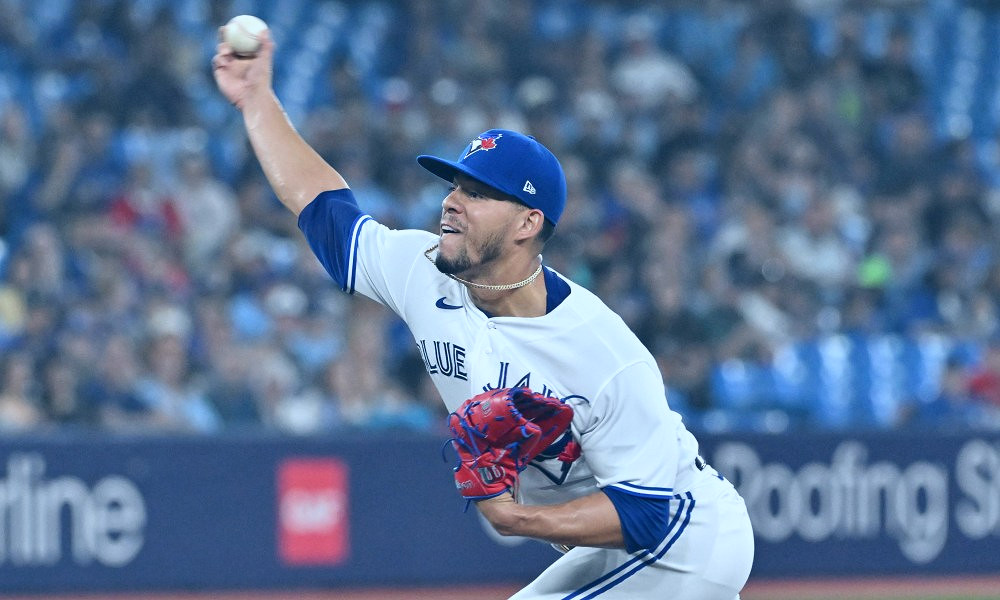 Toronto Blue Jays at Chicago White Sox Game 1 odds, picks & predictions