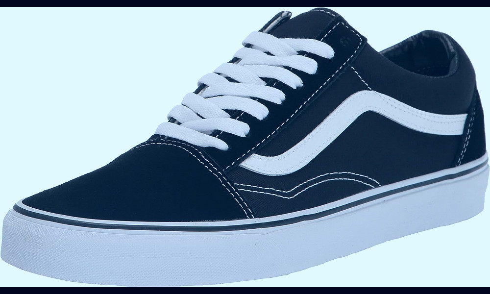 Amazon.com | Vans Unisex Old Skool Black/White Skate Shoe (6.0 Men/ 7.5  Women) | Fashion Sneakers
