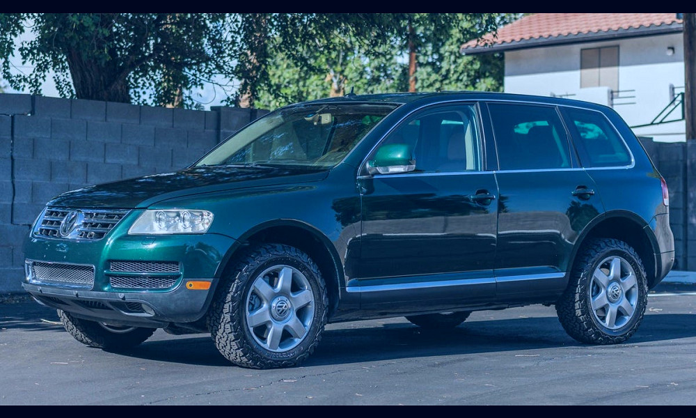 This 2004 Volkswagen Touareg V10 TDI Is a Great Reminder That Cheap Does  Not Mean Affordable