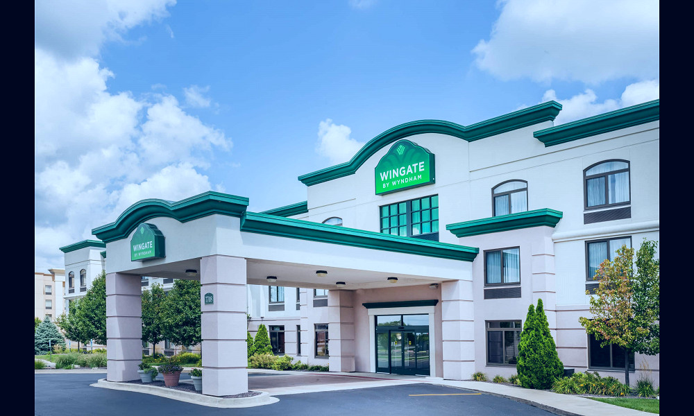 Wingate by Wyndham Peoria | Peoria, IL Hotels