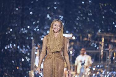 Beyoncé radiates love, creative energy at sold-out Ford Field concert