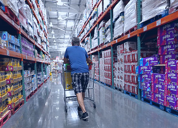 Consumer spending rises Costco remains discount retailer to own