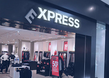 Express Closing 100 Stores by 2022 Amid Retail Apocalypse