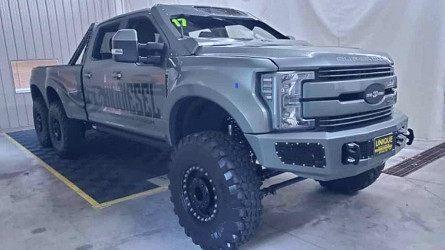 Ford Super Duty F550 'Indomitus' May Be Able To Leap Tall Buildings |  Torque News